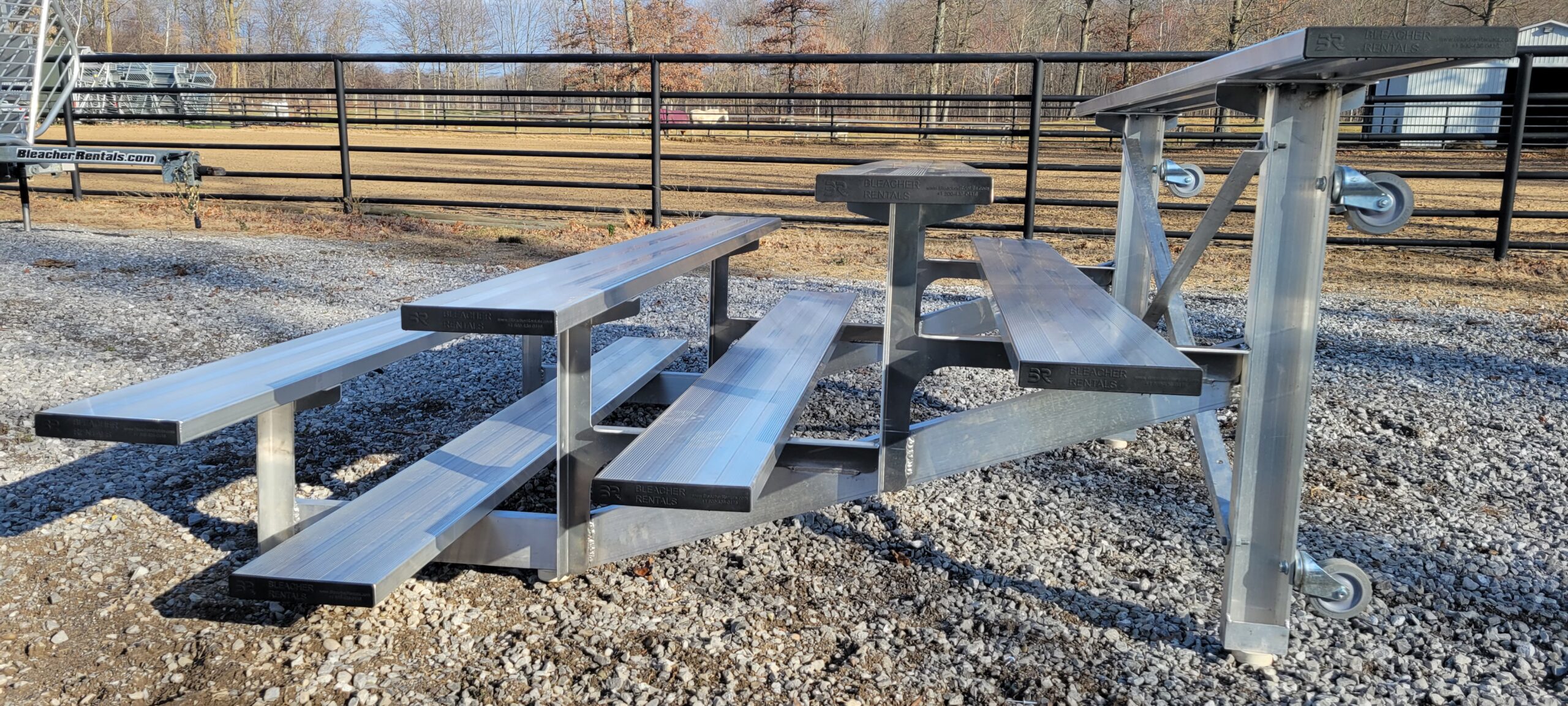 4 Row from the side 4 Row from the side